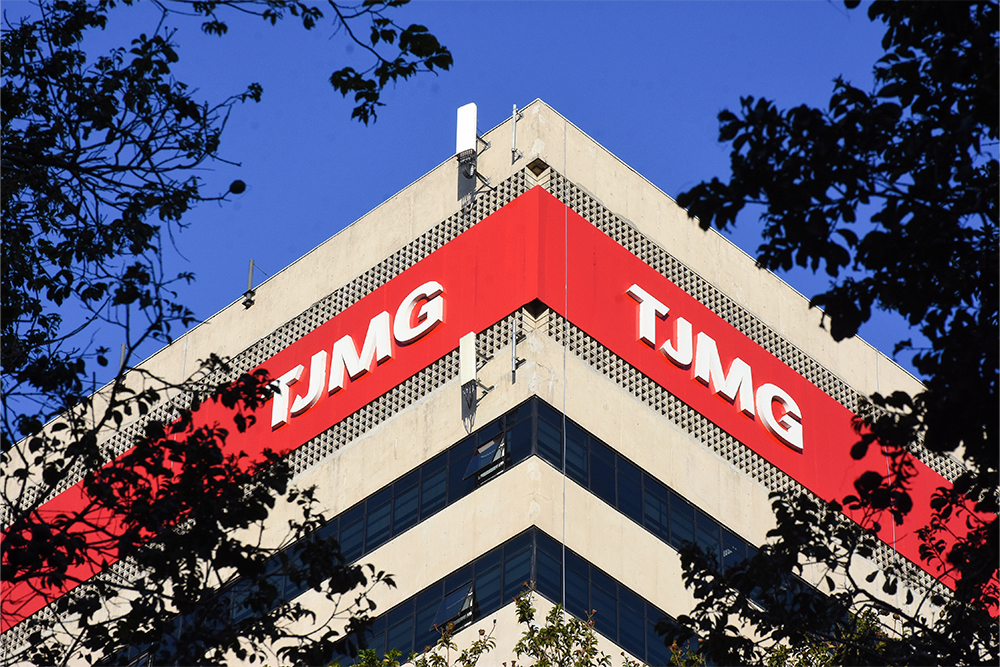 Concurso TJMG Juiz: prova objetiva é adiada após alteração na comissão organizadora